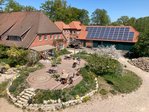 Blick auf Hofterrasse