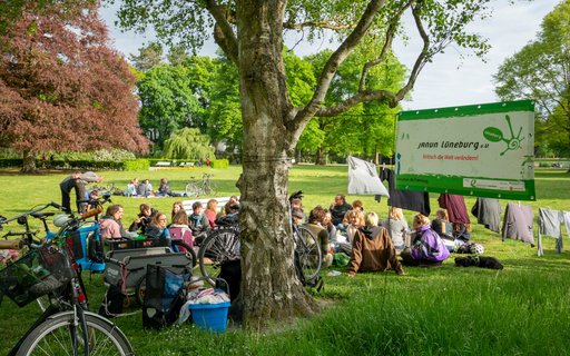 sommerfest-janun-lg_2022
